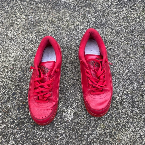 Nike Air Jordan Retro 2 Low Gym Red Size 12 Men’s - Picture 4 of 9